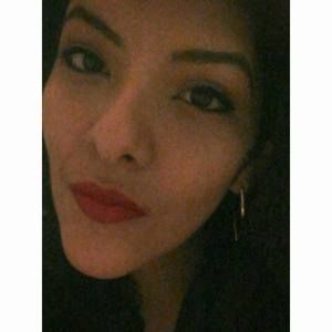 Meet your Posher, Beci